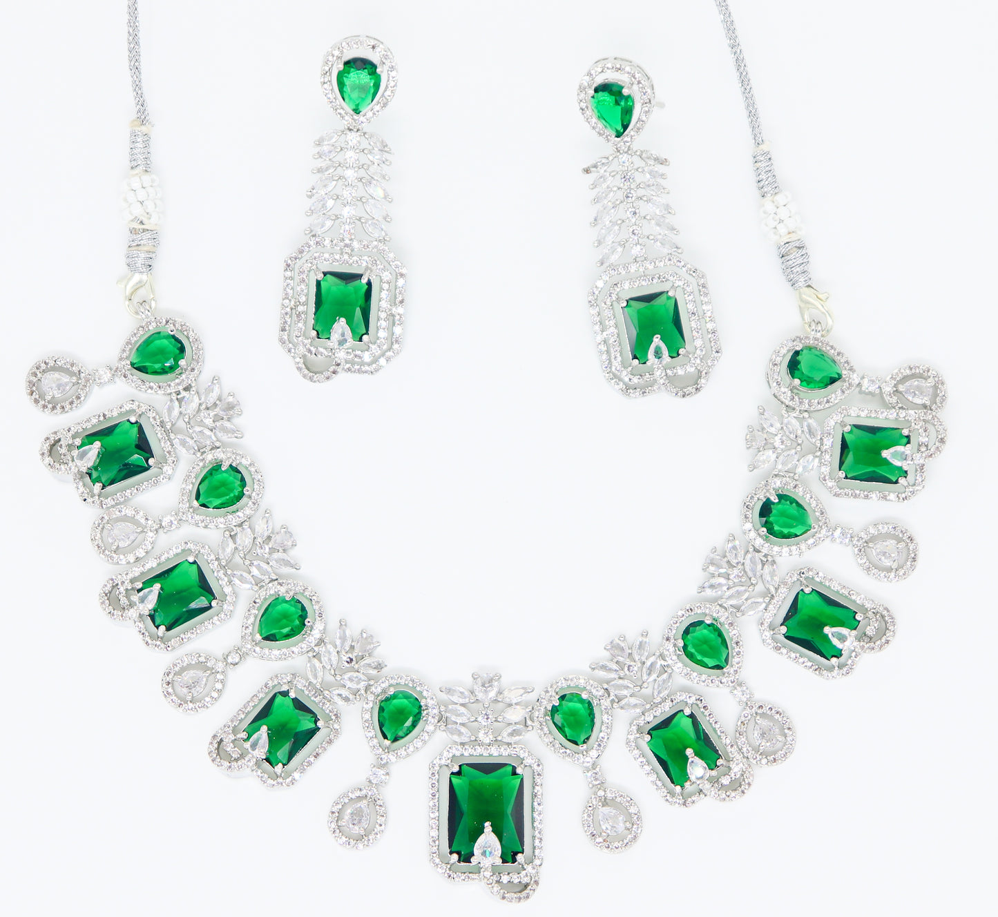 SAMPOORN'S AMERICAN DIAMOND STUDDED STONE NECKLACE WITH EARRINGS