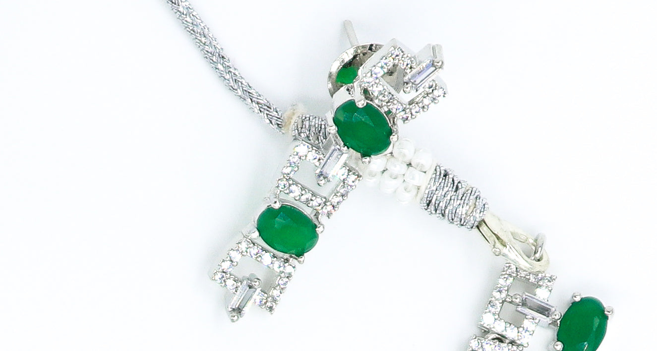 SAMPOORN'S AMERICAN DIAMOND STUDDED GREEN STONE NECKLACE WITH EARRINGS