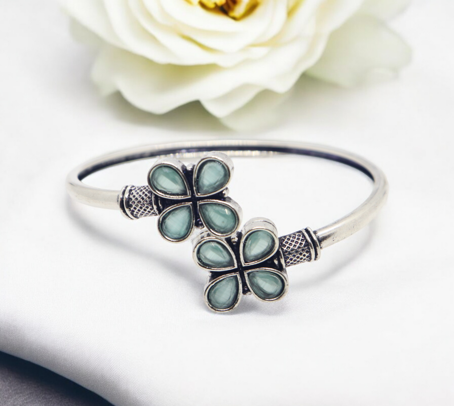 German Silver Flower Petals Bracelet